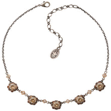 Laden Sie das Bild in den Galerie-Viewer, Konplott Kette Collier Byzantine beige antik silber