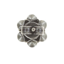 Laden Sie das Bild in den Galerie-Viewer, Konplott Ohrringe Ohrstecker 70`s Circles white crystal silber