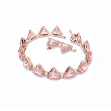 Laden Sie das Bild in den Galerie-Viewer, Swarovski Damen Armband Armreif Rosé Ortyx Kristalle Dreieckschliff Rosa 5614934