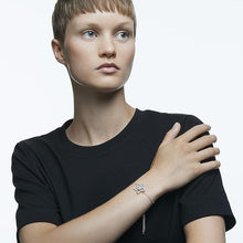 Laden Sie das Bild in den Galerie-Viewer, Swarovski Damen Armband Edelstahl silber Kristalle Stella Stern 5617881