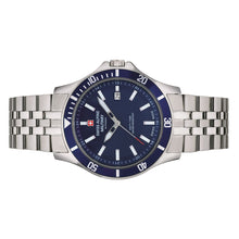 Laden Sie das Bild in den Galerie-Viewer, Swiss Alpine Military Herren Uhr Analog Quarz 7022.1135SAM Edelstahl