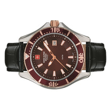 Laden Sie das Bild in den Galerie-Viewer, Swiss Alpine Military Herren Uhr Analog Quarz 7040.1556SAM Leder