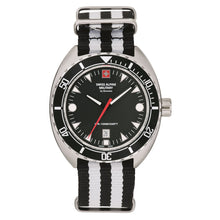 Laden Sie das Bild in den Galerie-Viewer, Swiss Alpine Military Herren Uhr Analog Quarz 7066.1637SAM Nylon-Armband