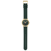 Laden Sie das Bild in den Galerie-Viewer, Mondaine Damen Uhr Classic Armbanduhr 36 mm A660.30314.60SBS Textil