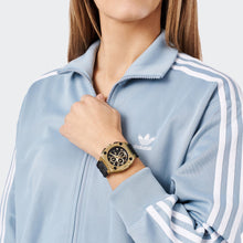 Laden Sie das Bild in den Galerie-Viewer, Adidas Unisex Uhr Chrono CITY TECH THREE Silikon schwarz AOFH24018