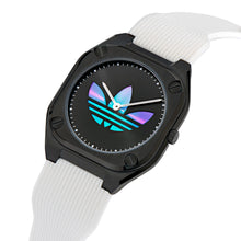 Laden Sie das Bild in den Galerie-Viewer, Adidas Unisex Uhr City Tech Silikon weiss AOFH25010