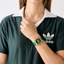 Laden Sie das Bild in den Galerie-Viewer, Adidas Unisex Uhr City Tech Silikon grün AOFH25011