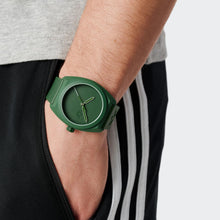 Laden Sie das Bild in den Galerie-Viewer, Adidas Unisex Uhr PROJECT THREE Keramik grün AOST24053