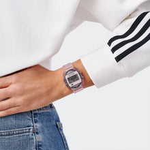 Laden Sie das Bild in den Galerie-Viewer, Adidas Unisex Uhr DIGITAL TWO CRYSTAL Kunststoff pink AOST24066