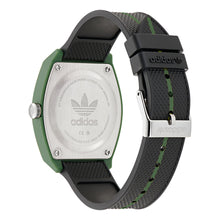 Laden Sie das Bild in den Galerie-Viewer, Adidas Unisex Uhr PROJECT TWO Kunststoff grün schwarz AOST25036