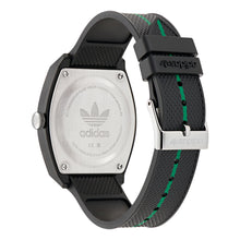 Laden Sie das Bild in den Galerie-Viewer, Adidas Unisex Uhr PROJECT TWO Kunststoff schwarz AOST25040