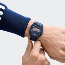 Laden Sie das Bild in den Galerie-Viewer, Adidas Unisex Uhr PROJECT TWO Kunststoff blau AOST26030