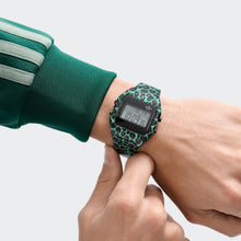 Laden Sie das Bild in den Galerie-Viewer, Adidas Unisex Uhr DIGITAL TWO Edelstahl schwarz-grün AOST26031