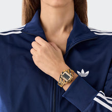 Laden Sie das Bild in den Galerie-Viewer, Adidas Unisex Uhr DIGITAL TWO Edelstahl schwarz-gold AOST26033