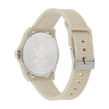 Laden Sie das Bild in den Galerie-Viewer, Adidas Unisex Uhr PROJECT FOUR Kunststoff beige AOST26040