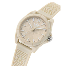 Laden Sie das Bild in den Galerie-Viewer, Adidas Unisex Uhr PROJECT FOUR Kunststoff beige AOST26040
