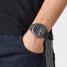 Laden Sie das Bild in den Galerie-Viewer, Adidas Unisex Uhr PROJECT FOUR Kunststoff schwarz AOST26041