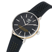 Laden Sie das Bild in den Galerie-Viewer, Adidas Unisex Uhr CODE ONE Silikon schwarz AOSY24047