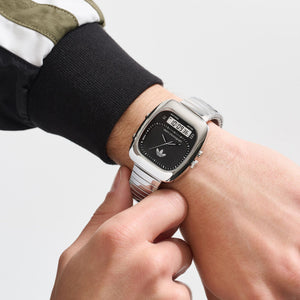 Adidas Unisex Uhr Analaog Digital Retro Wave Three Edelstahl AOSY25013