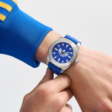 Laden Sie das Bild in den Galerie-Viewer, Adidas Herren Uhr Edelstahl Silikon blau AOSY25020