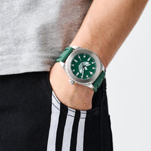 Laden Sie das Bild in den Galerie-Viewer, Adidas Herren Uhr Edelstahl Silikon grün AOSY25022
