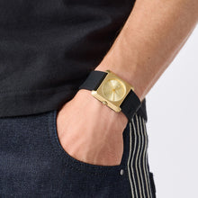Laden Sie das Bild in den Galerie-Viewer, Adidas Unisex Uhr RETRO POP FOUR Silikon schwarz AOSY26503