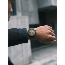 Laden Sie das Bild in den Galerie-Viewer, G-STAR Herren Analog Uhr Multifunktionuhr Leder Originals GSW.504.03
