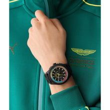 Laden Sie das Bild in den Galerie-Viewer, ASTON MARTIN Herren Uhr Chrono Analog Quarz AM FORMULA 1 MTFB1F603 Silikon