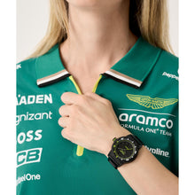 Laden Sie das Bild in den Galerie-Viewer, ASTON MARTIN Herren Uhr Analog Quarz AM FORMULA 1 MTFK1F503 Silikon