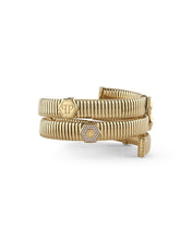 Laden Sie das Bild in den Galerie-Viewer, Philipp Plein Damen Armband Armreif Edelstahl IP Gold  $NAKE HEXAGON PJ7GA02BU