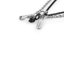 Laden Sie das Bild in den Galerie-Viewer, Philipp Plein Unisex Kette Halskette Edelstahl bicolor PLEIN SAFETY PIN PJKGA02NU