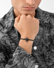 Laden Sie das Bild in den Galerie-Viewer, Philipp Plein Herren Armband Leder Edelstahl IP Black PLEIN ELITE PJOEA15BU