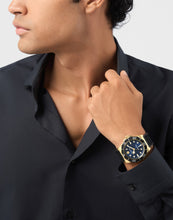 Laden Sie das Bild in den Galerie-Viewer, Philipp Plein Herren Uhr Analog Quarz AQUASTORM PW2GA0226 Silikon