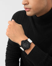 Laden Sie das Bild in den Galerie-Viewer, Philipp Plein Herren Uhr Analog Quarz HIGH-CONIC PWBHA0426 Silikon