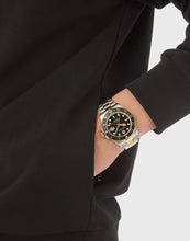 Laden Sie das Bild in den Galerie-Viewer, Philipp Plein Herren Uhr Analog Quarz GMT-I CHALLENGER PWYBA0323 Edelstahl