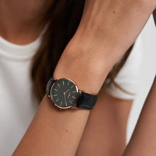 Laden Sie das Bild in den Galerie-Viewer, s.Oliver Damen Uhr Armbanduhr Leder SO-4551-LQ