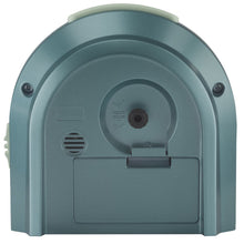 Laden Sie das Bild in den Galerie-Viewer, ATRIUM Wecker Analog Quarz Grün A921-35 ohne Ticken mit Licht und Snooze