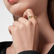 Laden Sie das Bild in den Galerie-Viewer, Philipp Plein Damen Ring Edelstahl Bicolor 3D SKULL Totenkopf PJ3AA01R