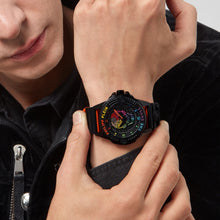 Laden Sie das Bild in den Galerie-Viewer, Philipp Plein Herren Uhr Analog Quarz $KULL schwarz Kristalle PWAAA1121 Silikon