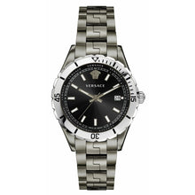 Laden Sie das Bild in den Galerie-Viewer, Versace Herren Uhr Armbanduhr Edelstahl Hellenyium VE3A00620