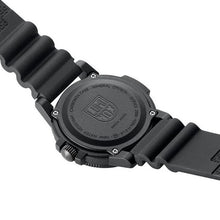 Laden Sie das Bild in den Galerie-Viewer, Luminox Herren Uhr Armbanduhr Sea Bass X2.2001.BO
