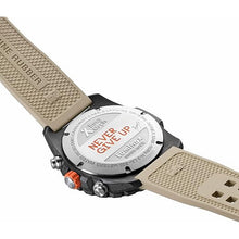 Laden Sie das Bild in den Galerie-Viewer, Luminox Herren-Armbanduhr Chrono BEAR GRYLLS SURVIVAL 3740 MASTER SERIES XB.CG49
