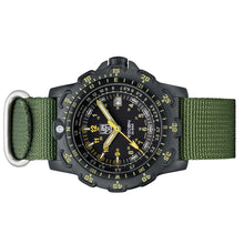 Laden Sie das Bild in den Galerie-Viewer, Luminox Herren Uhr Armbanduhr Recon Point MAN XL.8826.MI