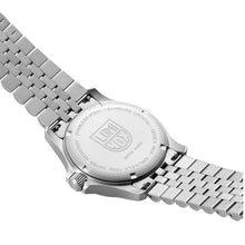 Laden Sie das Bild in den Galerie-Viewer, Luminox Herren Uhr Armbanduhr SPORT TIMER XS.0911