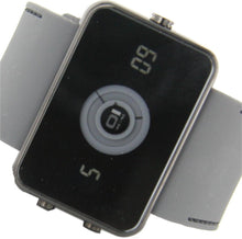 Laden Sie das Bild in den Galerie-Viewer, The One Uhr Turning Disc IP202-3GY