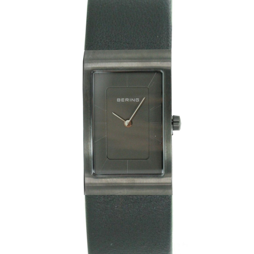 Bering Damen Uhr Armbanduhr Slim Classic - 10222-077-leder