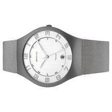 Laden Sie das Bild in den Galerie-Viewer, Bering Herren Uhr Armbanduhr Slim Classic - 11937-000-1 Meshband