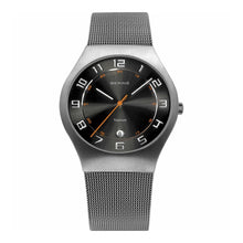 Laden Sie das Bild in den Galerie-Viewer, Bering Herren Uhr Armbanduhr Slim Classic - 11937-007-1 Meshband