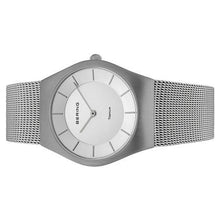 Laden Sie das Bild in den Galerie-Viewer, Bering Unisex Uhr Armbanduhr Titan Slim Classic - 11935-000 Meshband