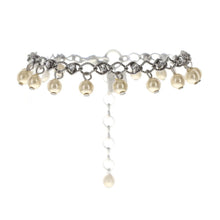 Laden Sie das Bild in den Galerie-Viewer, Konplott Armband Armkette Dutchess white crystal silber